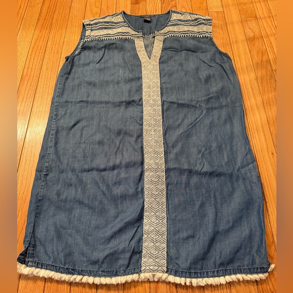 Chelsea & Theodore Denim Blue Knee Length Dress with Geometric Embroidery - Picture 2 of 5